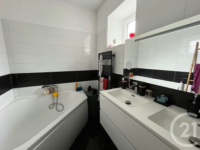 Maison à vendre - 6 pièces - 200 m2 - St Marc Le Blanc - 35 - BRETAGNE