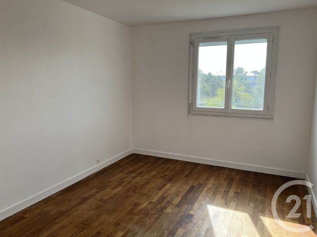 Appartement F4 &agrave; louer - 4 pi&egrave;ces - 70,26 m2 - Fougeres - 35 - BRETAGNE