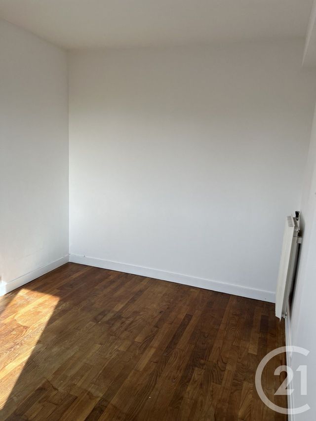 Appartement F4 &agrave; louer - 4 pi&egrave;ces - 70,26 m2 - Fougeres - 35 - BRETAGNE