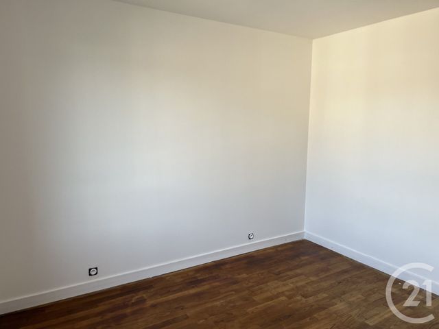 Appartement F4 &agrave; louer - 4 pi&egrave;ces - 70,26 m2 - Fougeres - 35 - BRETAGNE