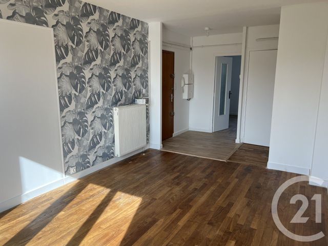 Appartement F4 &agrave; louer - 4 pi&egrave;ces - 70,26 m2 - Fougeres - 35 - BRETAGNE