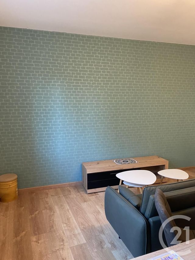 Appartement &agrave; louer - 2 pi&egrave;ces - 37,24 m2 - Fougeres - 35 - BRETAGNE