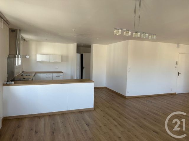 Appartement F4 &agrave; vendre - 4 pi&egrave;ces - 103,64 m2 - Fougeres - 35 - BRETAGNE