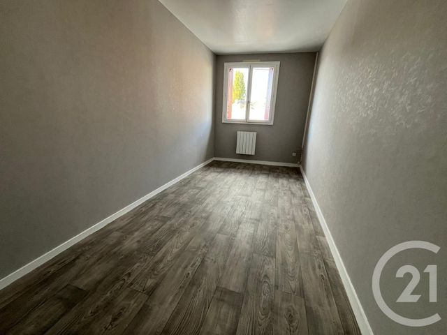 Maison à vendre - 3 pièces - 73,80 m2 - Fougerolles Du Plessis - 53 - PAYS-DE-LOIRE