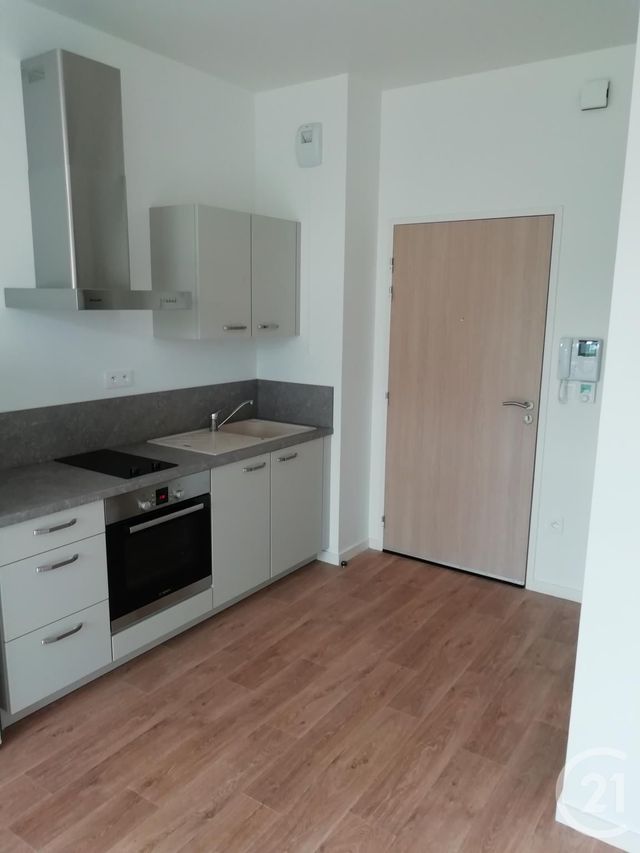 Appartement à louer - 2 pièces - 32,70 m2 - Fougeres - 35 - BRETAGNE