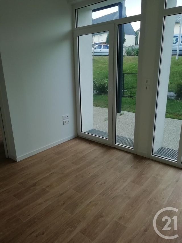 Appartement à louer - 2 pièces - 32,70 m2 - Fougeres - 35 - BRETAGNE