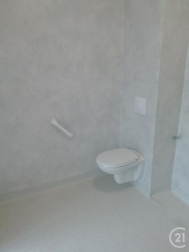 Appartement à louer - 2 pièces - 32,70 m2 - Fougeres - 35 - BRETAGNE