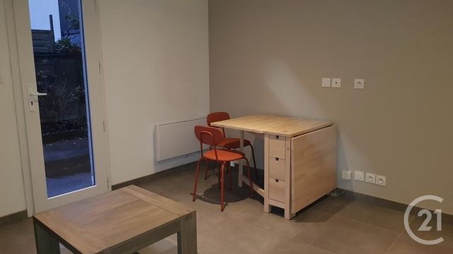 Maison &agrave; louer - 2 pi&egrave;ces - 35,80 m2 - Fougeres - 35 - BRETAGNE