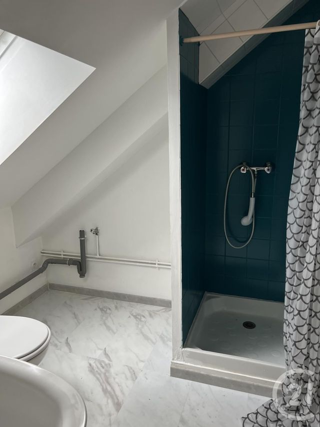 Appartement à louer - 2 pièces - 26 m2 - Fougeres - 35 - BRETAGNE