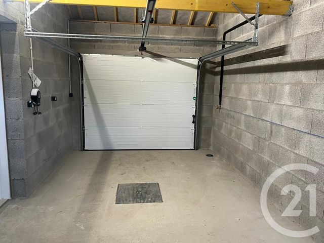 Maison &agrave; louer - 4 pi&egrave;ces - 75,98 m2 - Fougeres - 35 - BRETAGNE