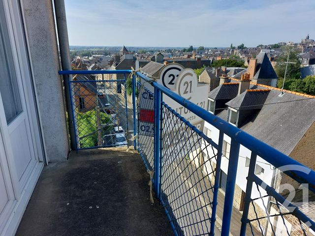 Appartement T3 &agrave; louer - 3 pi&egrave;ces - 76,47 m2 - Fougeres - 35 - BRETAGNE