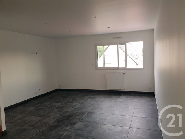 Maison à louer - 4 pièces - 90 m2 - Fougeres - 35 - BRETAGNE