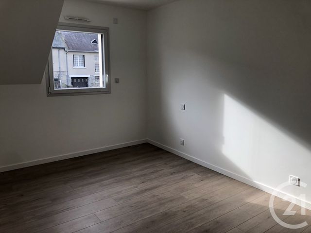 Maison à louer - 4 pièces - 90 m2 - Fougeres - 35 - BRETAGNE