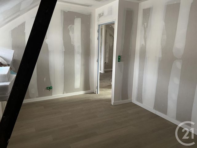 Appartement F3 &agrave; louer - 3 pi&egrave;ces - 62 m2 - Maen Roch - 35 - BRETAGNE