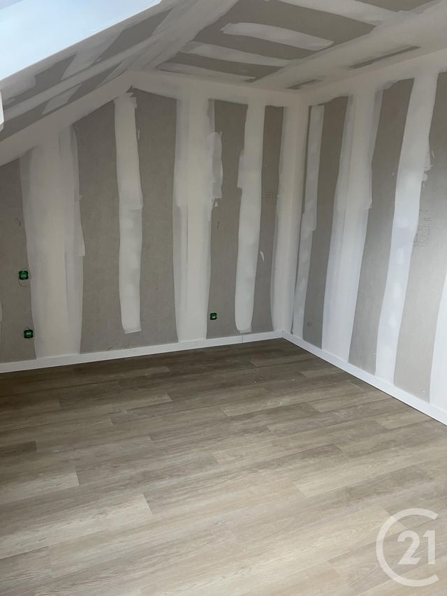 Appartement F3 &agrave; louer - 3 pi&egrave;ces - 62 m2 - Maen Roch - 35 - BRETAGNE