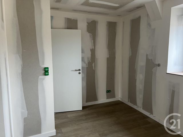 Appartement F3 &agrave; louer - 3 pi&egrave;ces - 46 m2 - Maen Roch - 35 - BRETAGNE