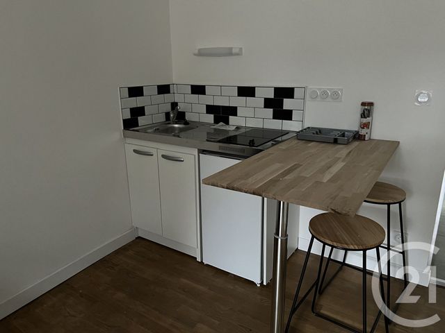 Appartement F1 &agrave; louer - 1 pi&egrave;ce - 25 m2 - Fougeres - 35 - BRETAGNE