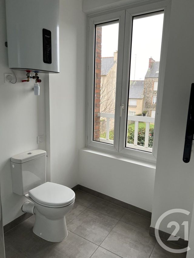 Appartement F1 &agrave; louer - 1 pi&egrave;ce - 25 m2 - Fougeres - 35 - BRETAGNE