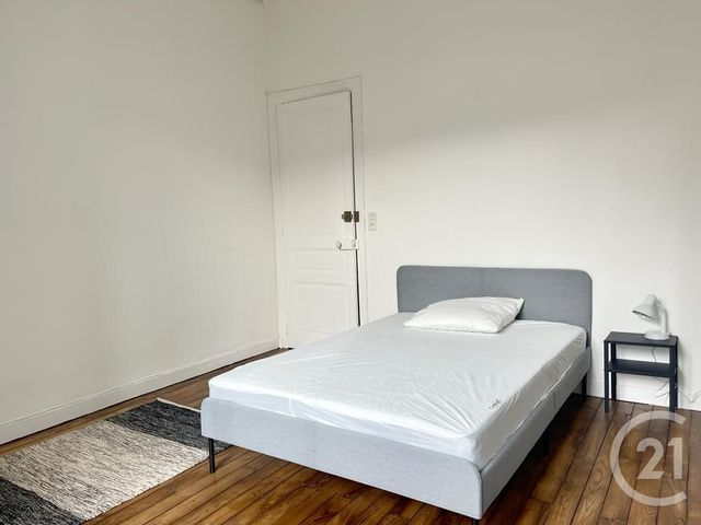 Appartement Chambre &agrave; louer - 1 pi&egrave;ce - 16,63 m2 - Fougeres - 35 - BRETAGNE