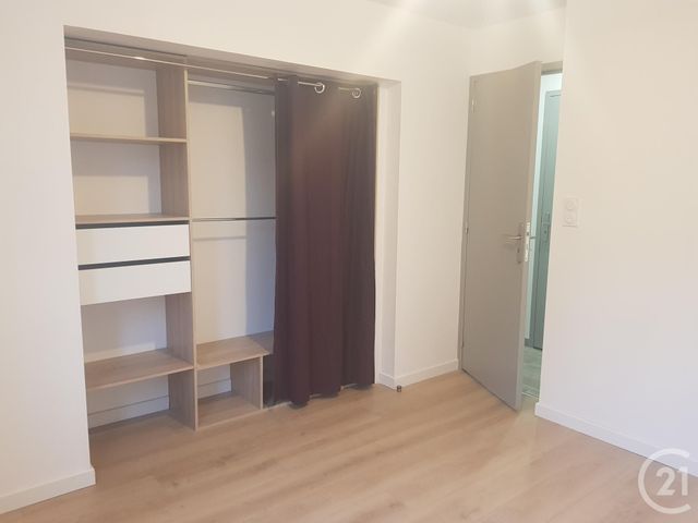 Appartement T3 &agrave; louer - 3 pi&egrave;ces - 63,23 m2 - St James - 50 - BASSE-NORMANDIE