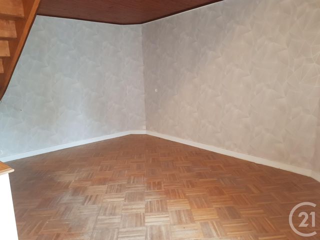 Maison &agrave; louer - 3 pi&egrave;ces - 57,43 m2 - Fougeres - 35 - BRETAGNE