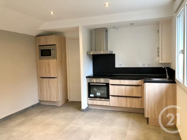 Maison &agrave; louer - 2 pi&egrave;ces - 35,80 m2 - Fougeres - 35 - BRETAGNE