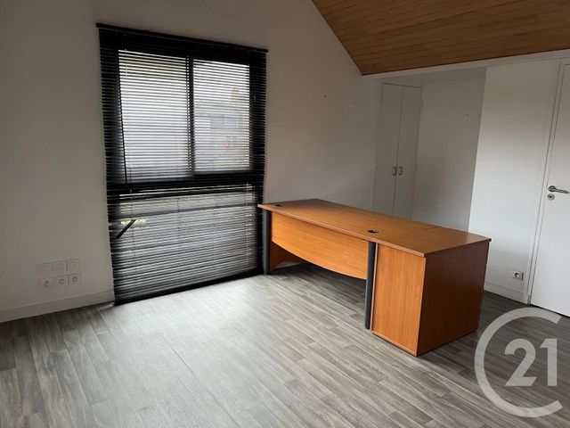 Appartement Local &agrave; louer - 1 pi&egrave;ce - 25 m2 - Fougeres - 35 - BRETAGNE