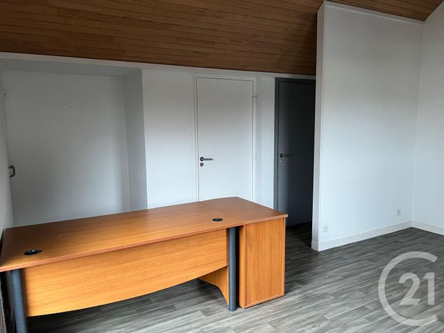 Appartement Local &agrave; louer - 1 pi&egrave;ce - 25 m2 - Fougeres - 35 - BRETAGNE