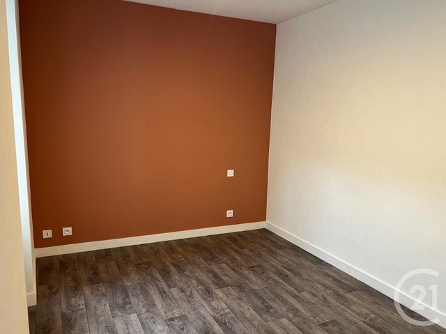 Appartement T2 &agrave; louer - 2 pi&egrave;ces - 36,58 m2 - Louvigne Du Desert - 35 - BRETAGNE