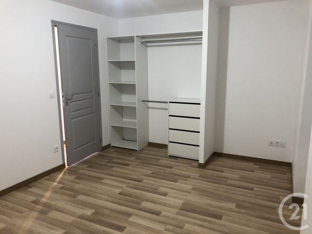 Maison &agrave; louer - 4 pi&egrave;ces - 96,65 m2 - St James - 50 - BASSE-NORMANDIE