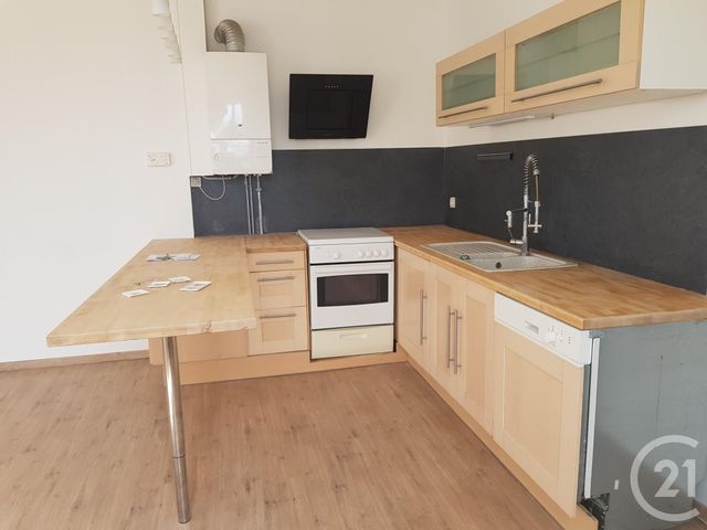 Appartement T3 &agrave; louer - 3 pi&egrave;ces - 66,26 m2 - Fougeres - 35 - BRETAGNE