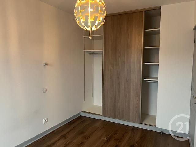 Appartement Duplex &agrave; louer - 3 pi&egrave;ces - 63,84 m2 - Fougeres - 35 - BRETAGNE