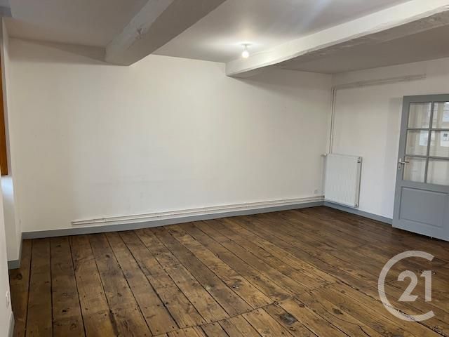 Appartement Duplex &agrave; louer - 3 pi&egrave;ces - 63,84 m2 - Fougeres - 35 - BRETAGNE