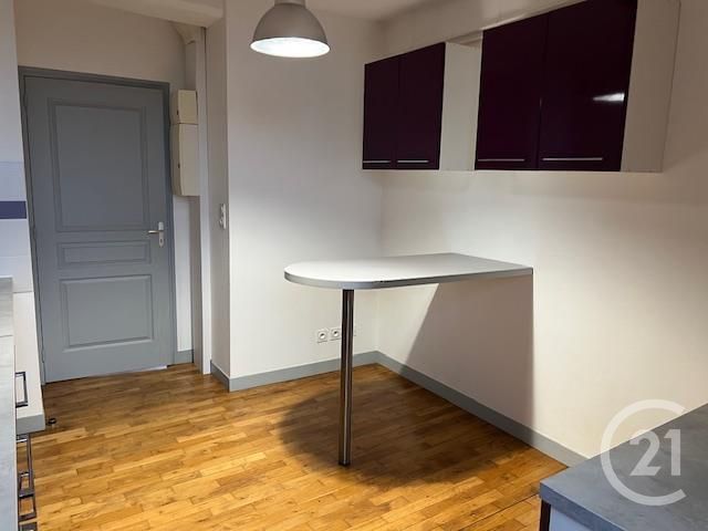 Appartement Duplex &agrave; louer - 3 pi&egrave;ces - 63,84 m2 - Fougeres - 35 - BRETAGNE