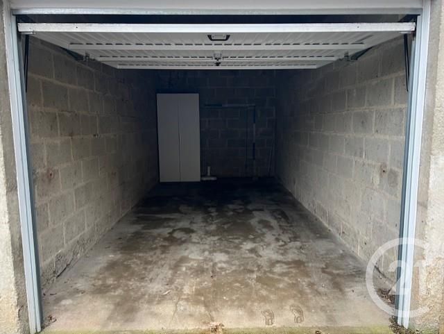 Appartement Duplex &agrave; louer - 3 pi&egrave;ces - 63,84 m2 - Fougeres - 35 - BRETAGNE