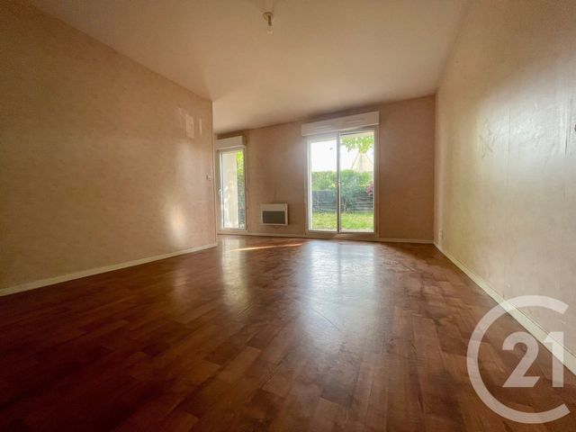 Appartement T3 &agrave; vendre - 3 pi&egrave;ces - 64,50 m2 - Fougeres - 35 - BRETAGNE