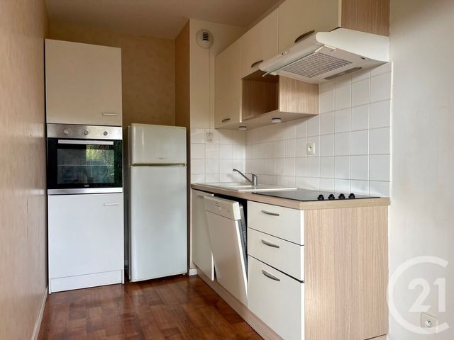 Appartement T3 &agrave; vendre - 3 pi&egrave;ces - 64,50 m2 - Fougeres - 35 - BRETAGNE