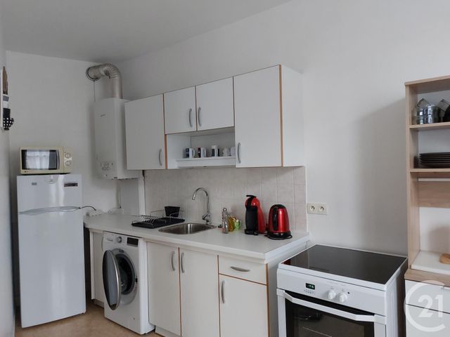 Appartement T3 &agrave; louer - 3 pi&egrave;ces - 59,01 m2 - Fougeres - 35 - BRETAGNE