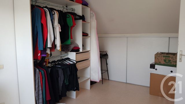 Maison &agrave; louer - 5 pi&egrave;ces - 90 m2 - Fougeres - 35 - BRETAGNE