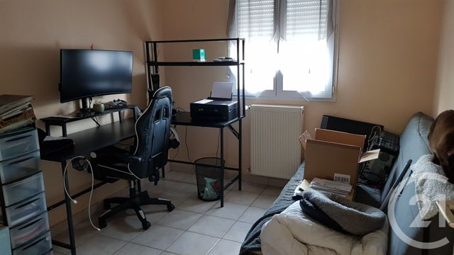 Maison &agrave; louer - 5 pi&egrave;ces - 90 m2 - Fougeres - 35 - BRETAGNE