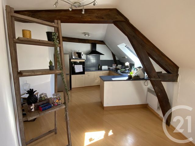 Appartement F3 &agrave; louer - 3 pi&egrave;ces - 70 m2 - Fougeres - 35 - BRETAGNE
