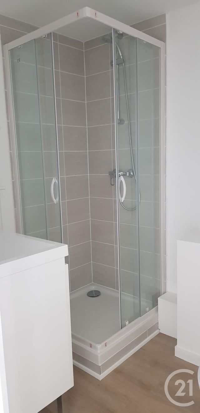 Appartement T2 &agrave; louer - 2 pi&egrave;ces - 28,72 m2 - Fougeres - 35 - BRETAGNE