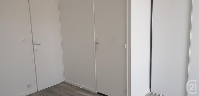 Appartement T2 &agrave; louer - 2 pi&egrave;ces - 28,72 m2 - Fougeres - 35 - BRETAGNE