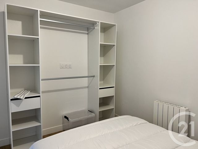 Appartement F1 bis &agrave; louer - 2 pi&egrave;ces - 30,04 m2 - Fougeres - 35 - BRETAGNE