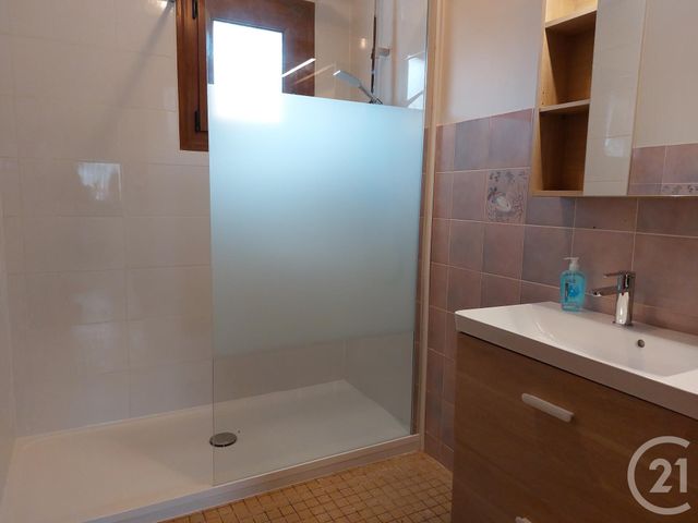 Maison &agrave; louer - 2 pi&egrave;ces - 62,03 m2 - St Germain En Cogles - 35 - BRETAGNE