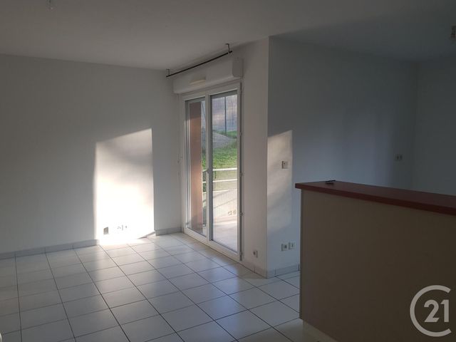 Appartement T2 &agrave; louer - 2 pi&egrave;ces - 44,66 m2 - Fougeres - 35 - BRETAGNE