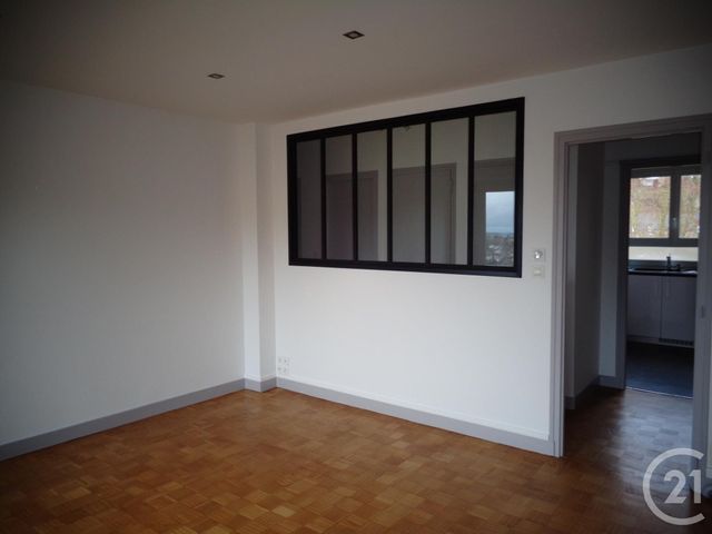 Appartement F3 &agrave; louer - 4 pi&egrave;ces - 54,33 m2 - Fougeres - 35 - BRETAGNE