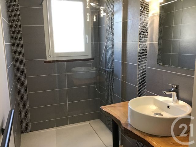 Appartement F3 &agrave; louer - 4 pi&egrave;ces - 54,33 m2 - Fougeres - 35 - BRETAGNE