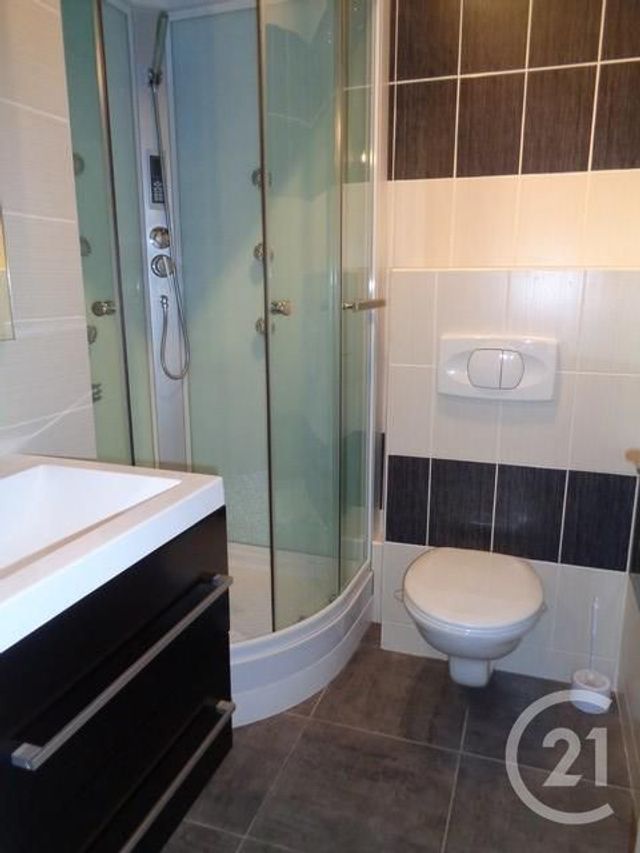 Appartement F2 &agrave; louer - 2 pi&egrave;ces - 41,02 m2 - Fougeres - 35 - BRETAGNE