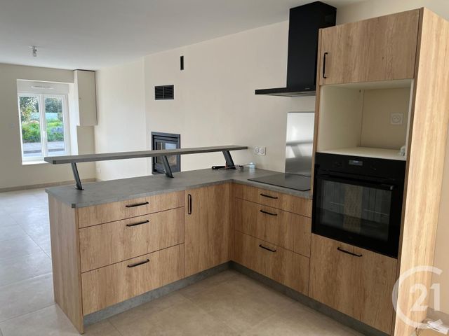 Maison &agrave; louer - 4 pi&egrave;ces - 118,80 m2 - Le Chatellier - 35 - BRETAGNE